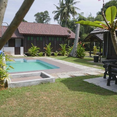 Kampung Tok Lembut Vacation Home Pantai Cenang  Exteriör bild