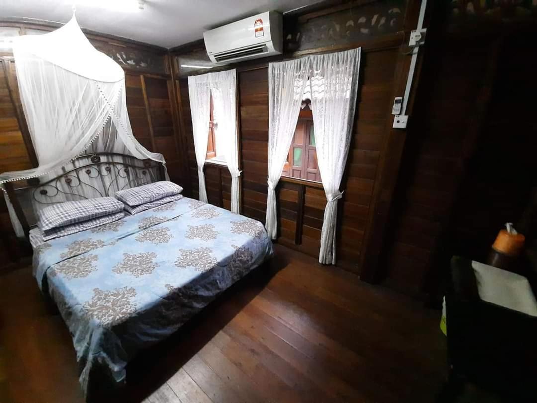 Kampung Tok Lembut Vacation Home Pantai Cenang  Exteriör bild