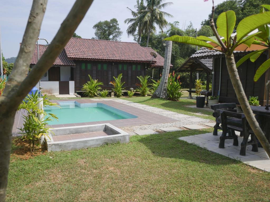 Kampung Tok Lembut Vacation Home Pantai Cenang  Exteriör bild